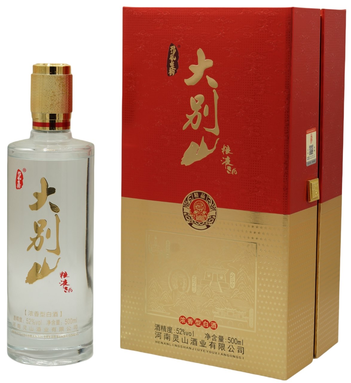 Dabie Mountain Grain Baijiu bottle and gift box